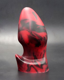 Topped Toys Tail Raiser - 90 - 3 Colors