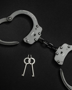 Peerless Cuffs - Black 