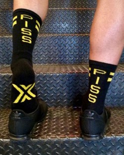 Skater Socks - Piss
