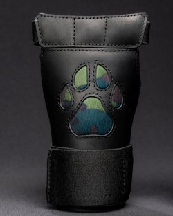 Open Paw Puppy Glove - Camo