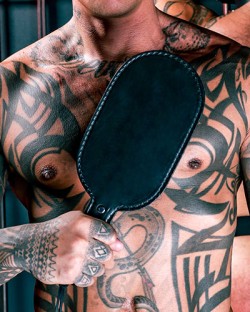 Wide Leather Paddler