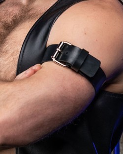 Buckle Armband